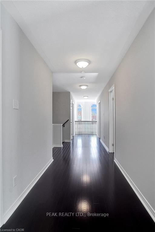 Photo 20 of 320 Robert Ferrie Drive, Kitchener — HOMEH