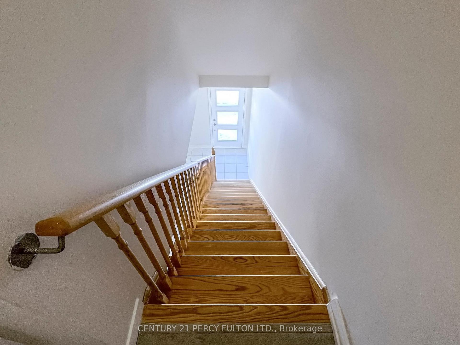 Photo 16 of Unit 206, 2550 Castlegate Crossing, Pickering, Duffin Heights — HOMEH