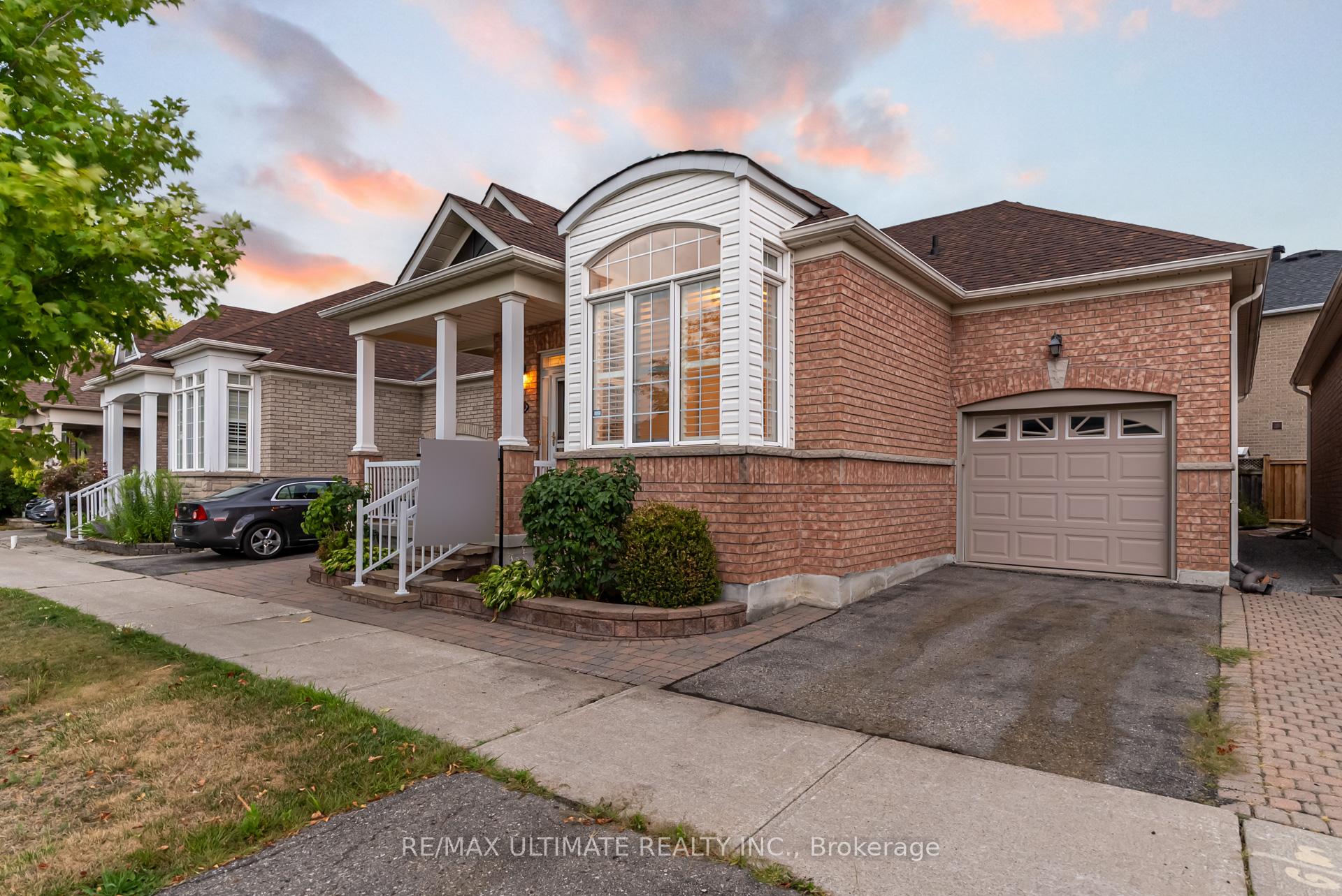 Photo 4 of 21 Delray Drive, Markham, Greensborough — HOMEH