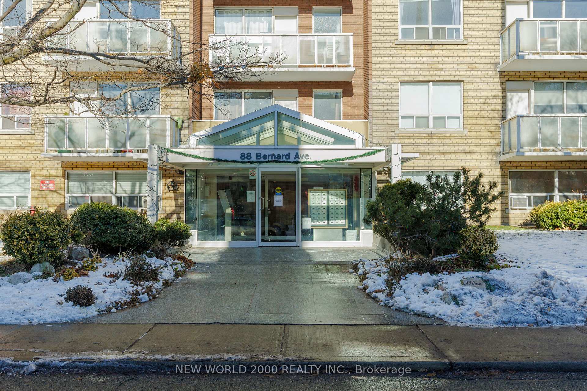 Photo 7 of Unit 608, 88 Bernard Avenue, Toronto, The Annex — HOMEH