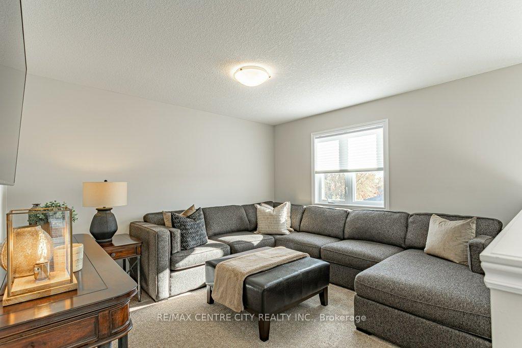 Photo 42 of 150 Queen Street, Middlesex Centre, Komoka — HOMEH