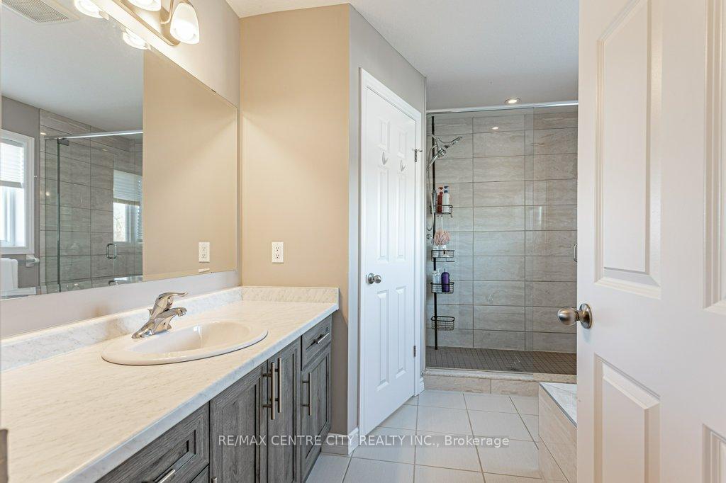 Photo 35 of 150 Queen Street, Middlesex Centre, Komoka — HOMEH
