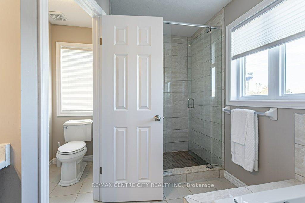 Photo 13 of 150 Queen Street, Middlesex Centre, Komoka — HOMEH
