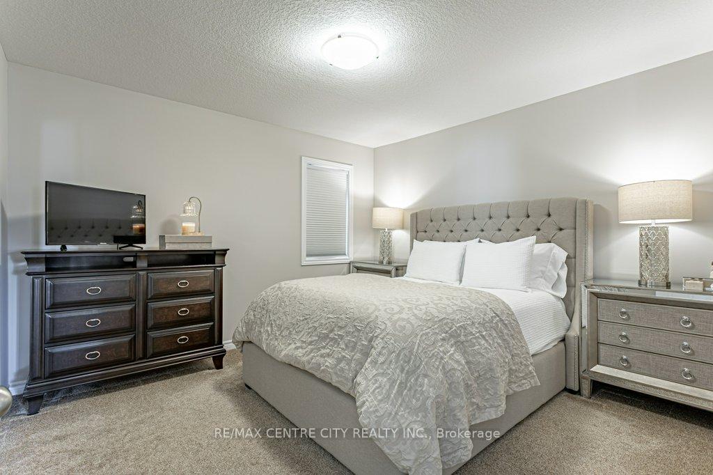 Photo 26 of 150 Queen Street, Middlesex Centre, Komoka — HOMEH