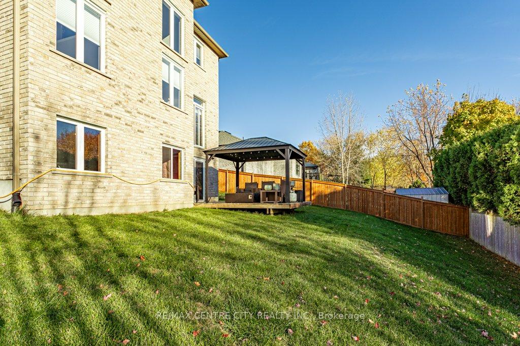 Photo 15 of 150 Queen Street, Middlesex Centre, Komoka — HOMEH