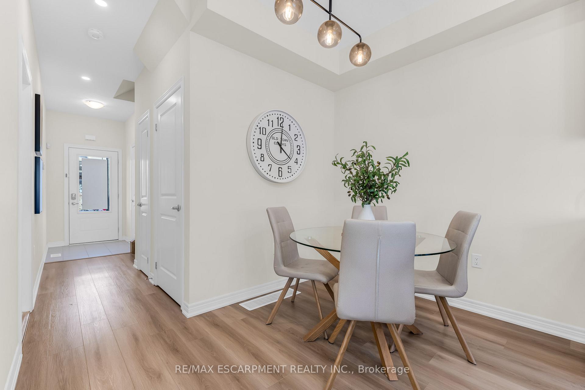 Photo 2 of Unit 25, 205 Thames Way, Hamilton, Mount Hope — HOMEH