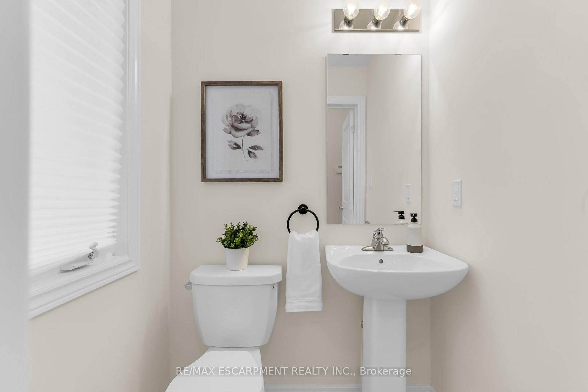 Photo 15 of Unit 25, 205 Thames Way, Hamilton, Mount Hope — HOMEH