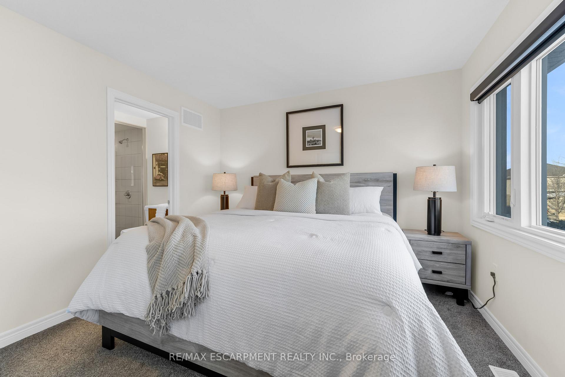 Photo 14 of Unit 25, 205 Thames Way, Hamilton, Mount Hope — HOMEH