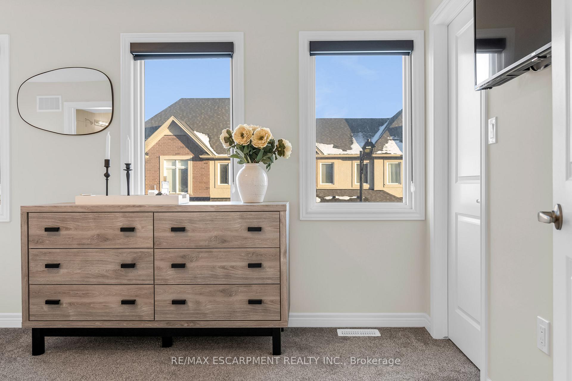 Photo 27 of Unit 25, 205 Thames Way, Hamilton, Mount Hope — HOMEH