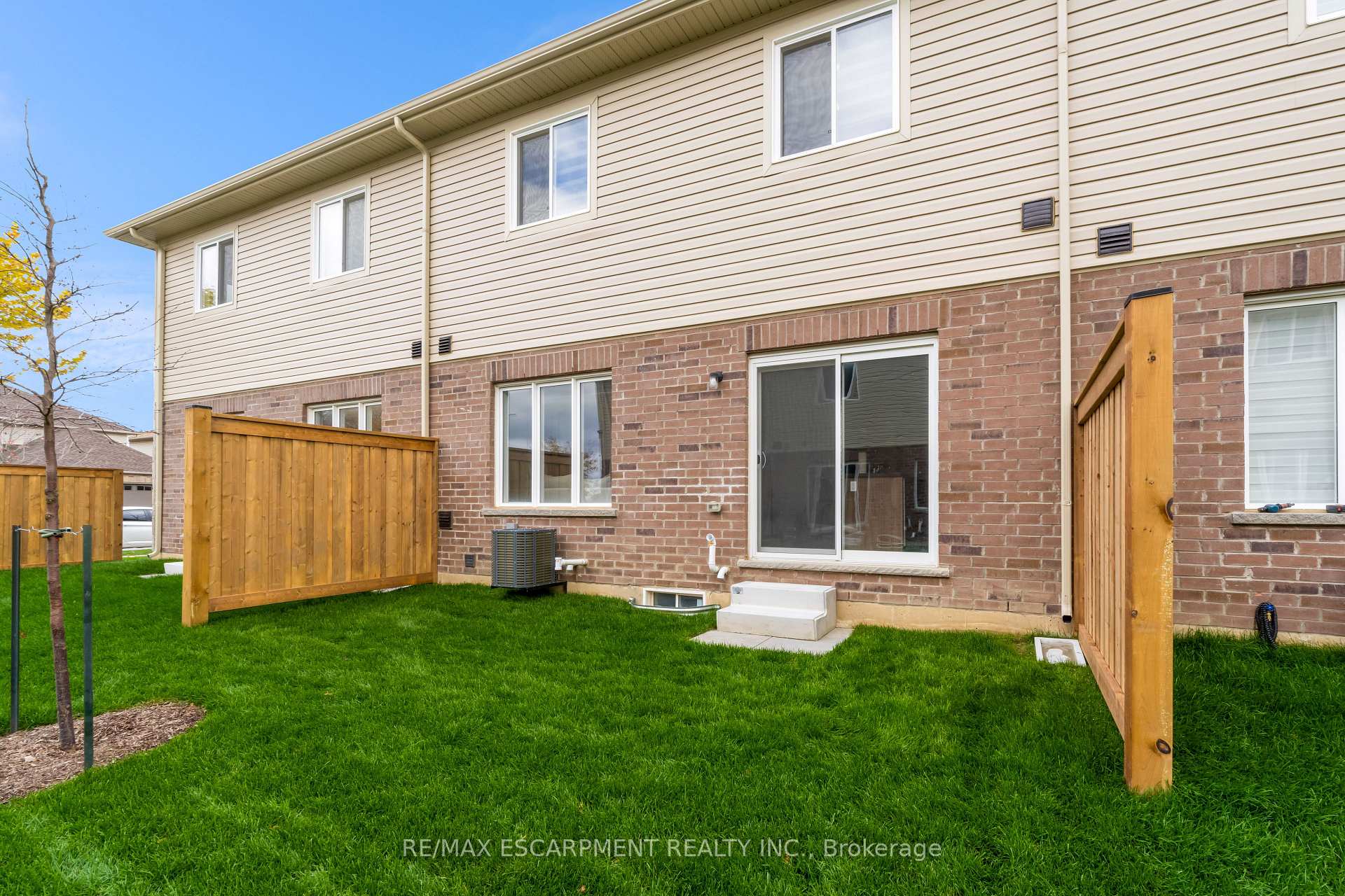 Photo 28 of Unit 25, 205 Thames Way, Hamilton, Mount Hope — HOMEH