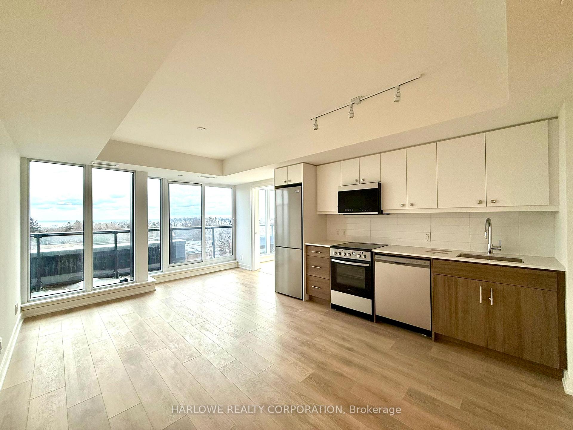 Photo 1 of Unit 623, 2 Manderley Drive, Scarborough, Birchcliffe-Cliffside — HOMEH