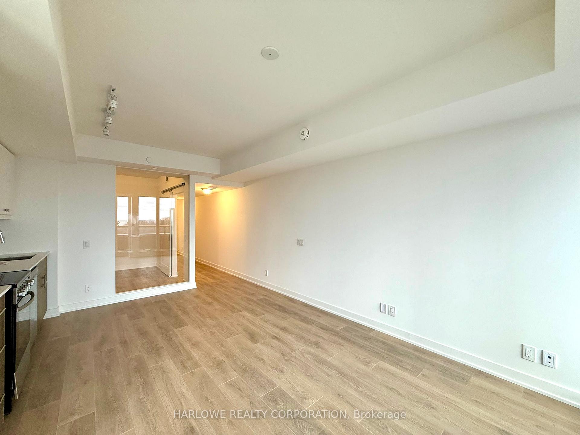Photo 3 of Unit 623, 2 Manderley Drive, Scarborough, Birchcliffe-Cliffside — HOMEH