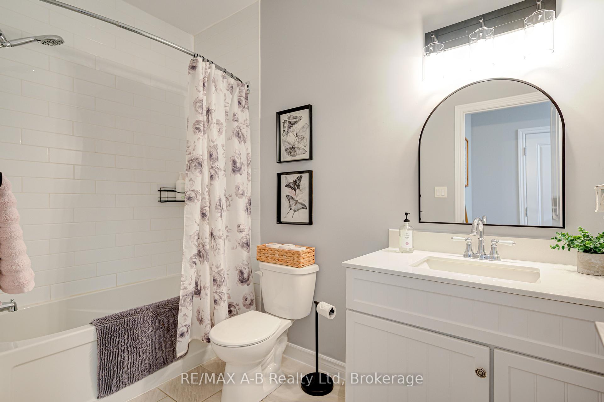 Photo 14 of 70 Gerber Drive, Perth East, Milverton — HOMEH
