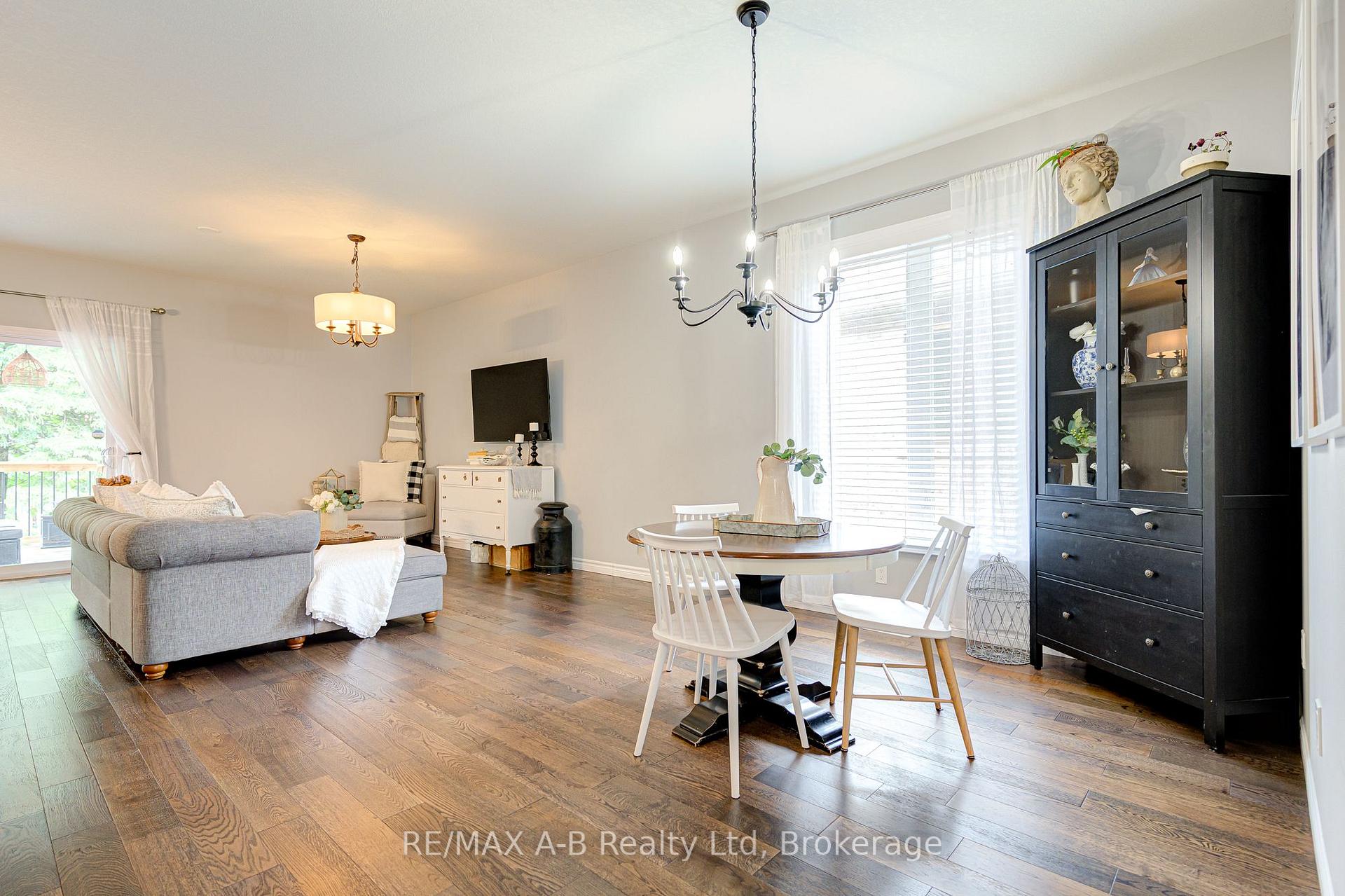 Photo 23 of 70 Gerber Drive, Perth East, Milverton — HOMEH