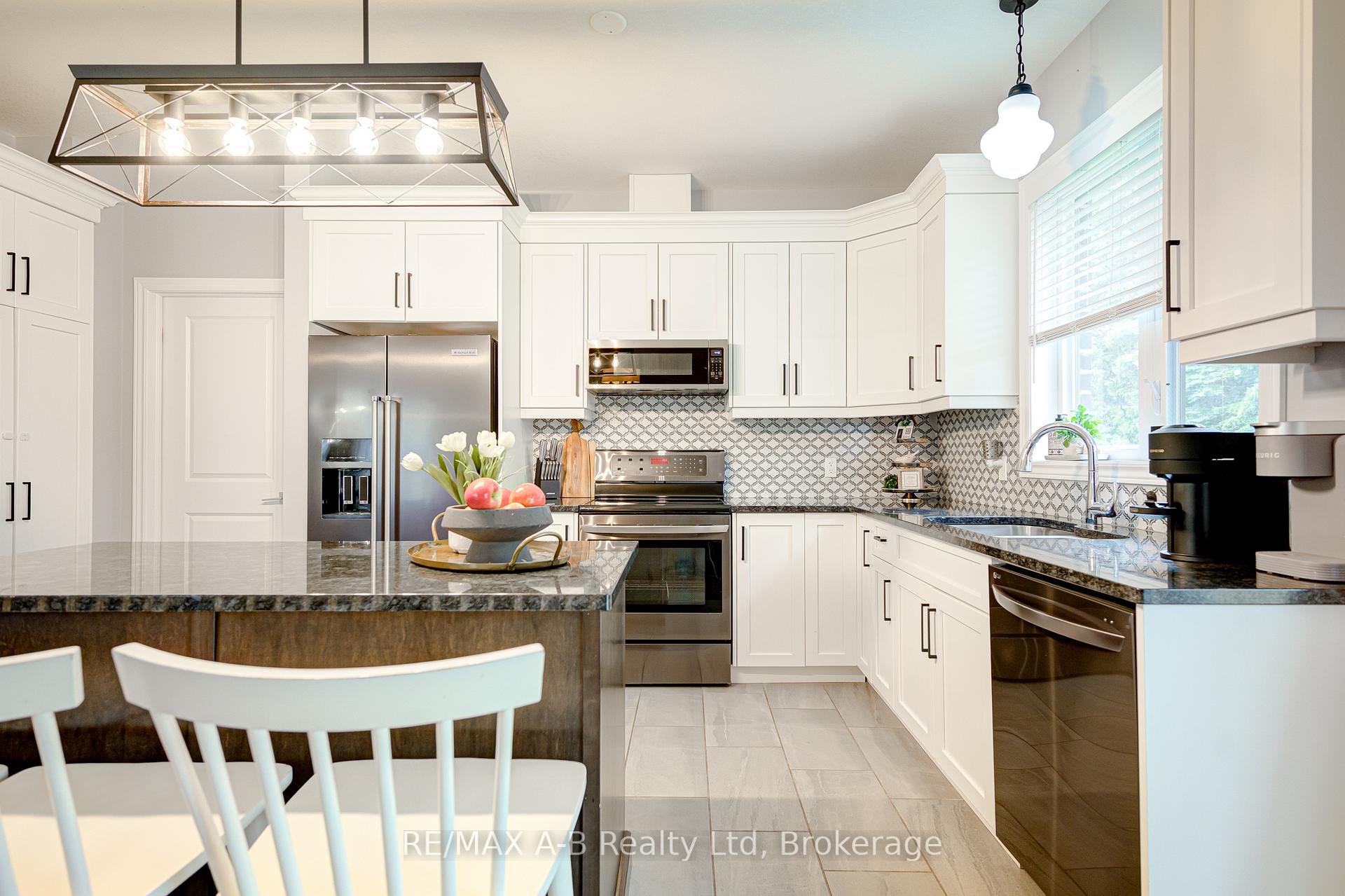 Photo 13 of 70 Gerber Drive, Perth East, Milverton — HOMEH