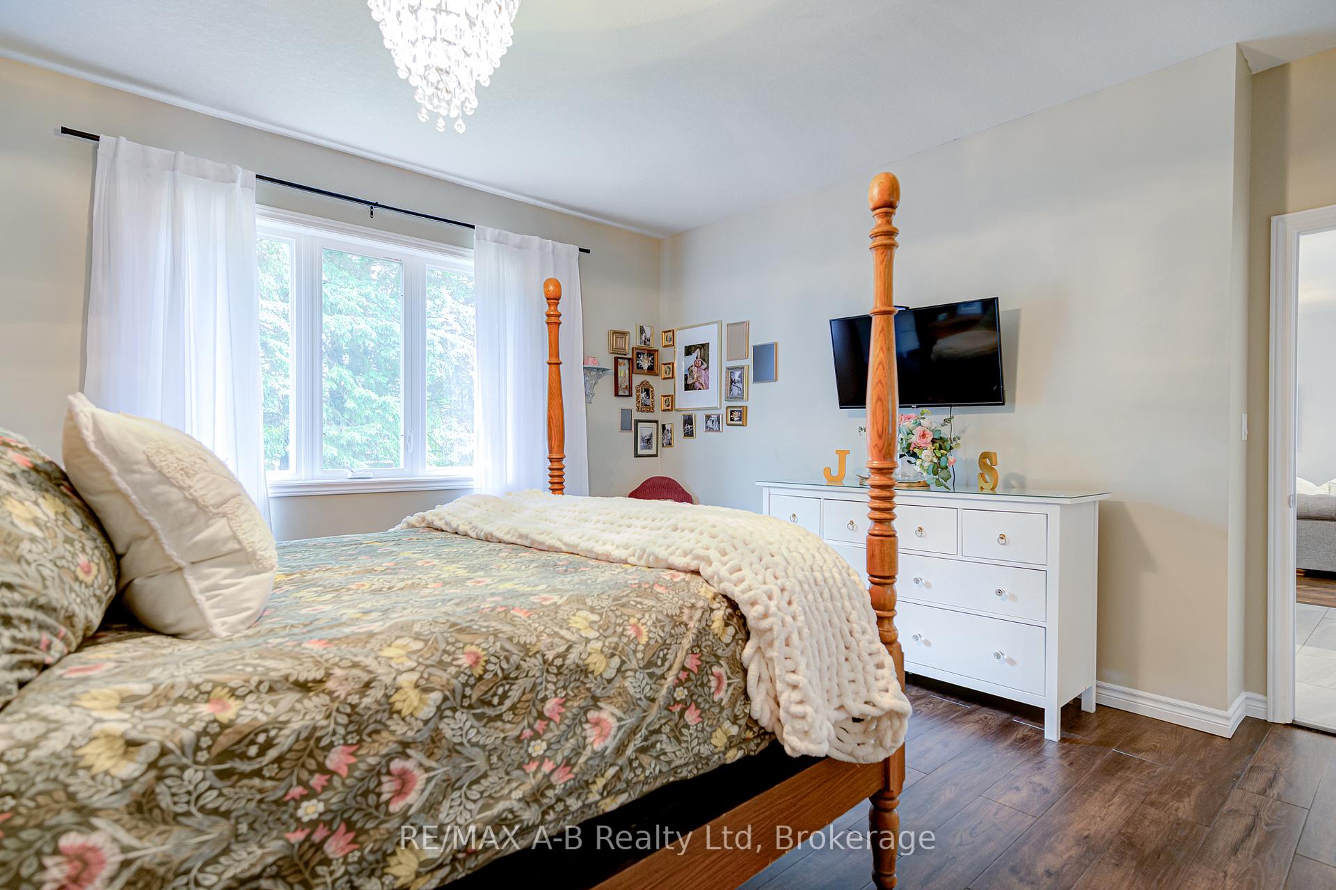 Photo 37 of 70 Gerber Drive, Perth East, Milverton — HOMEH