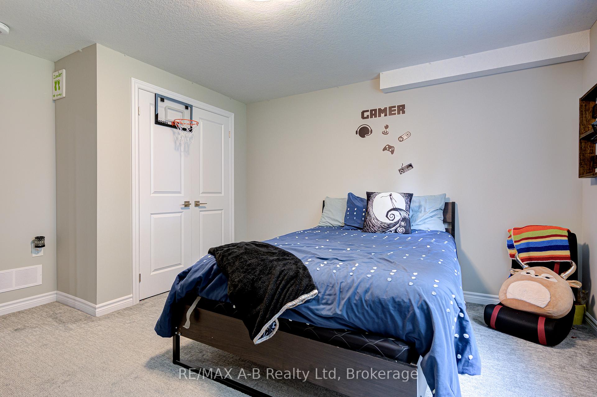 Photo 24 of 70 Gerber Drive, Perth East, Milverton — HOMEH