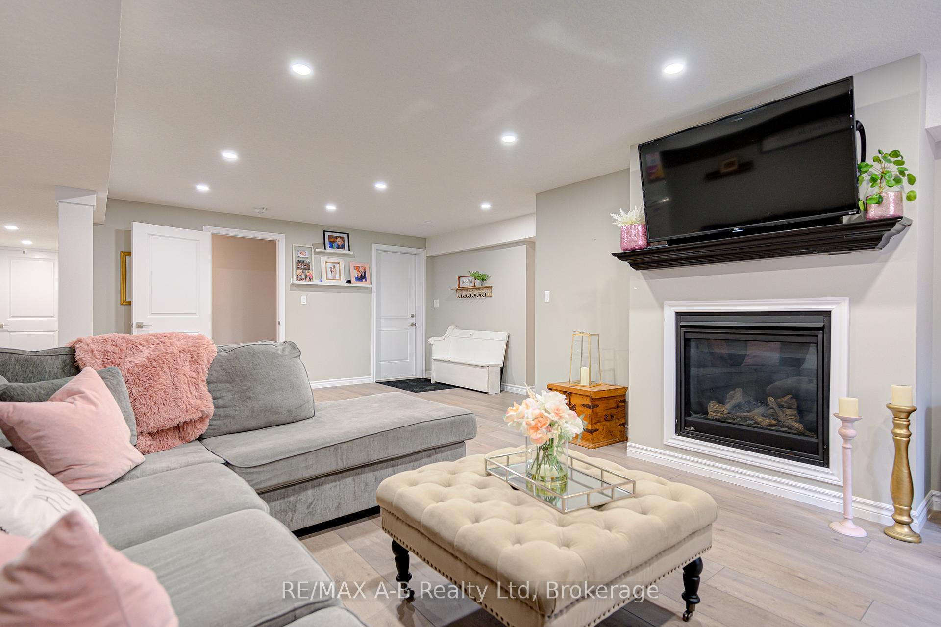 Photo 6 of 70 Gerber Drive, Perth East, Milverton — HOMEH