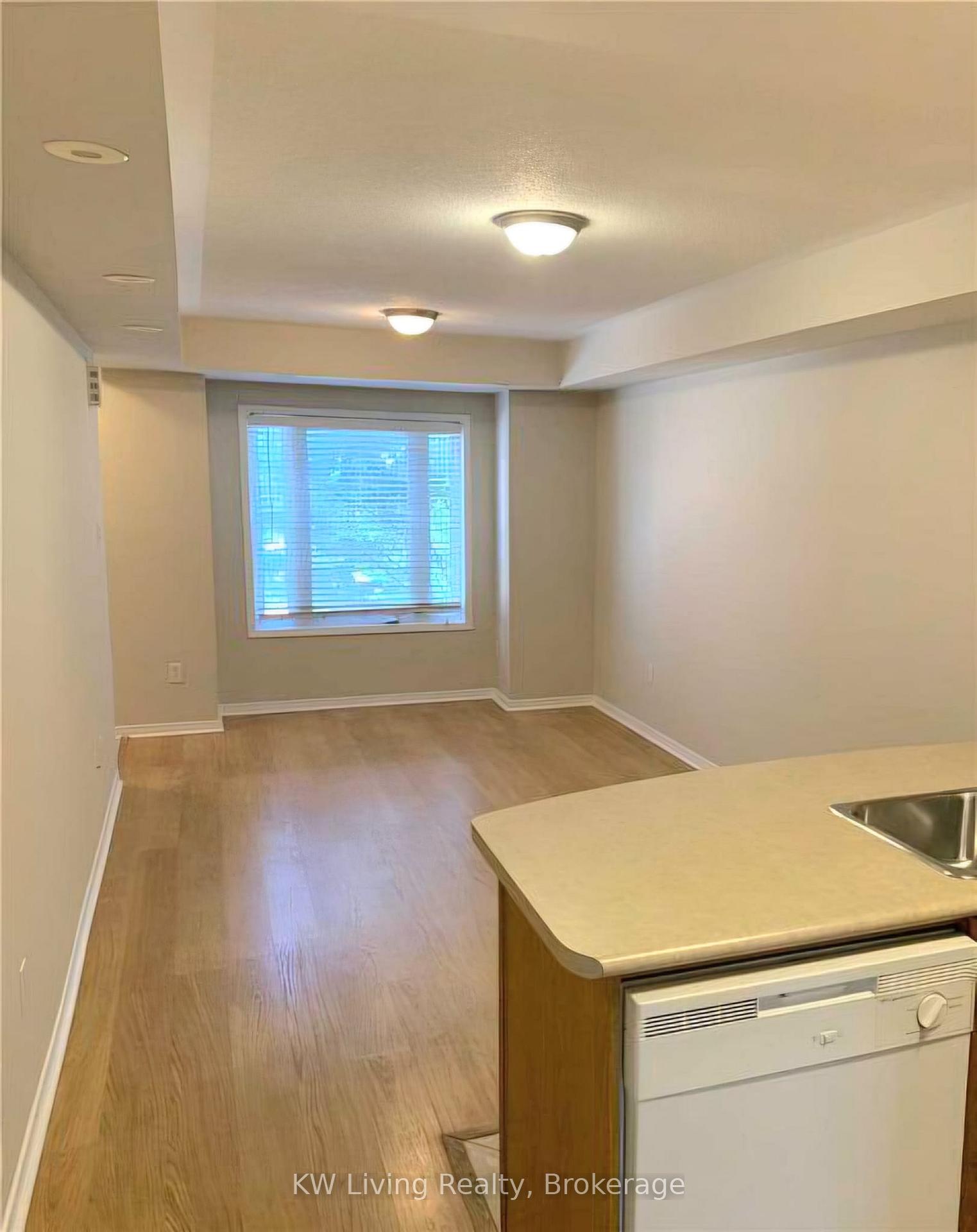Photo 2 of Unit 218, 308 John Street, Markham, Royal Orchard — HOMEH