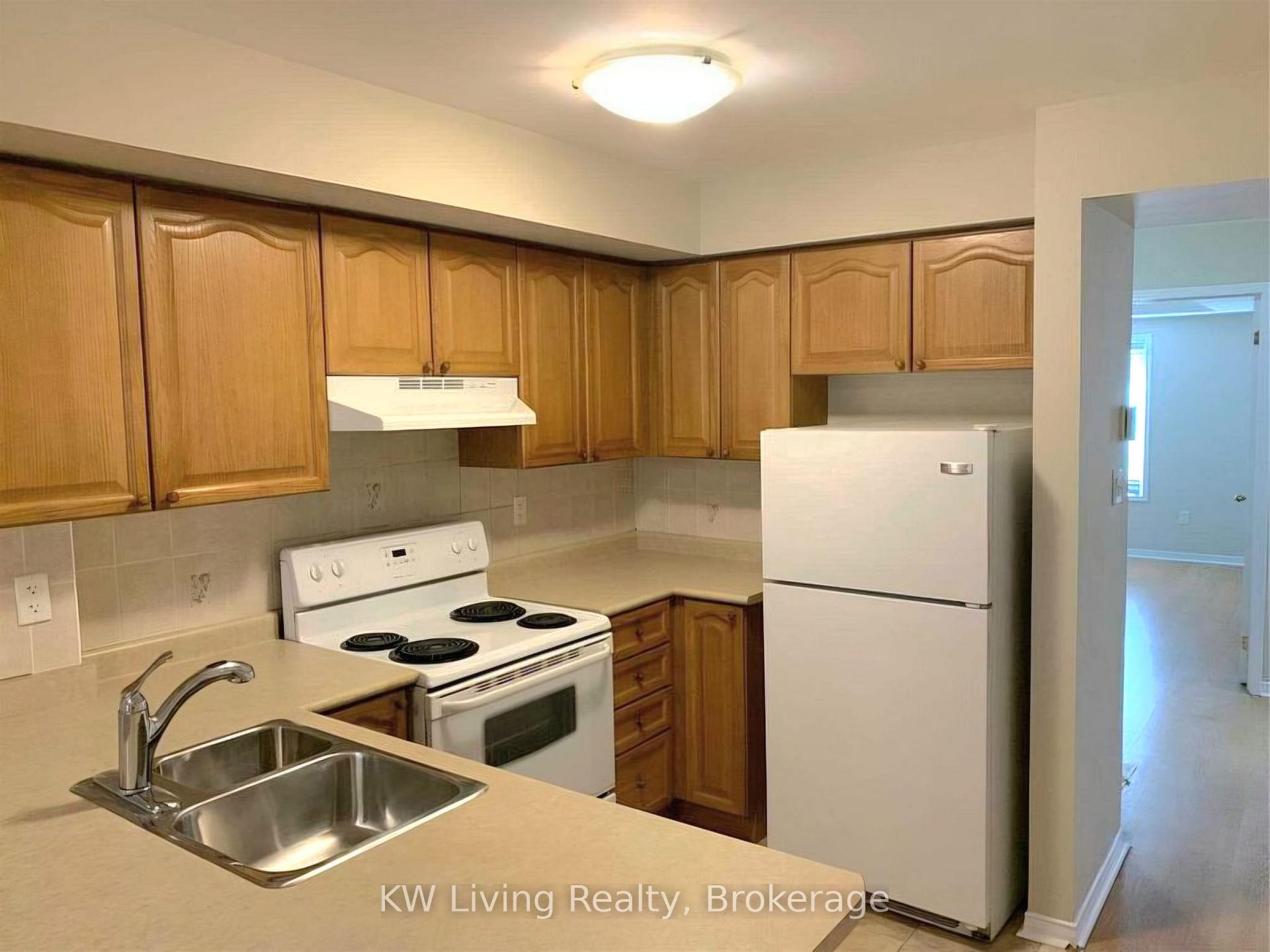 Photo 3 of Unit 218, 308 John Street, Markham, Royal Orchard — HOMEH