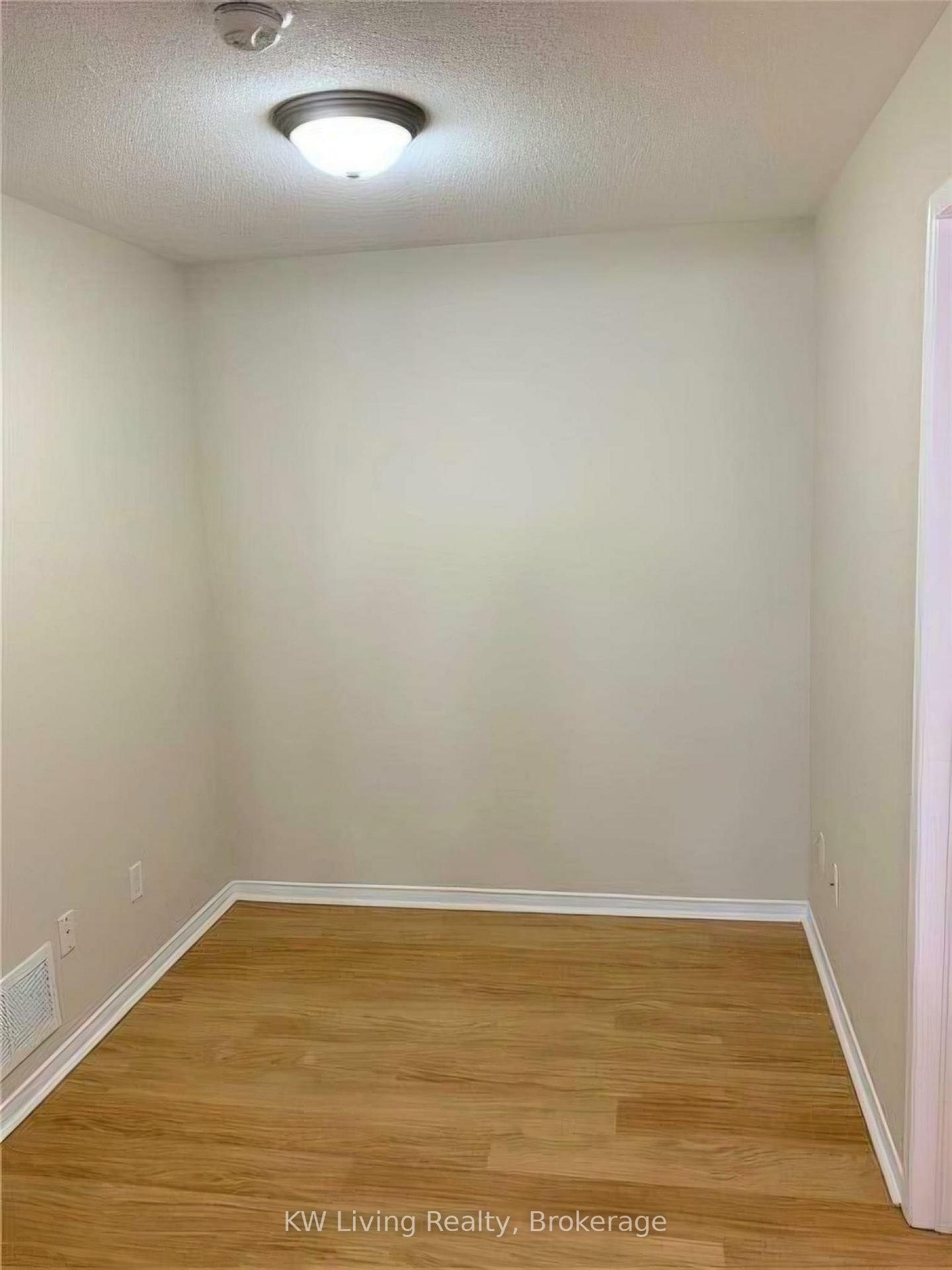 Photo 4 of Unit 218, 308 John Street, Markham, Royal Orchard — HOMEH