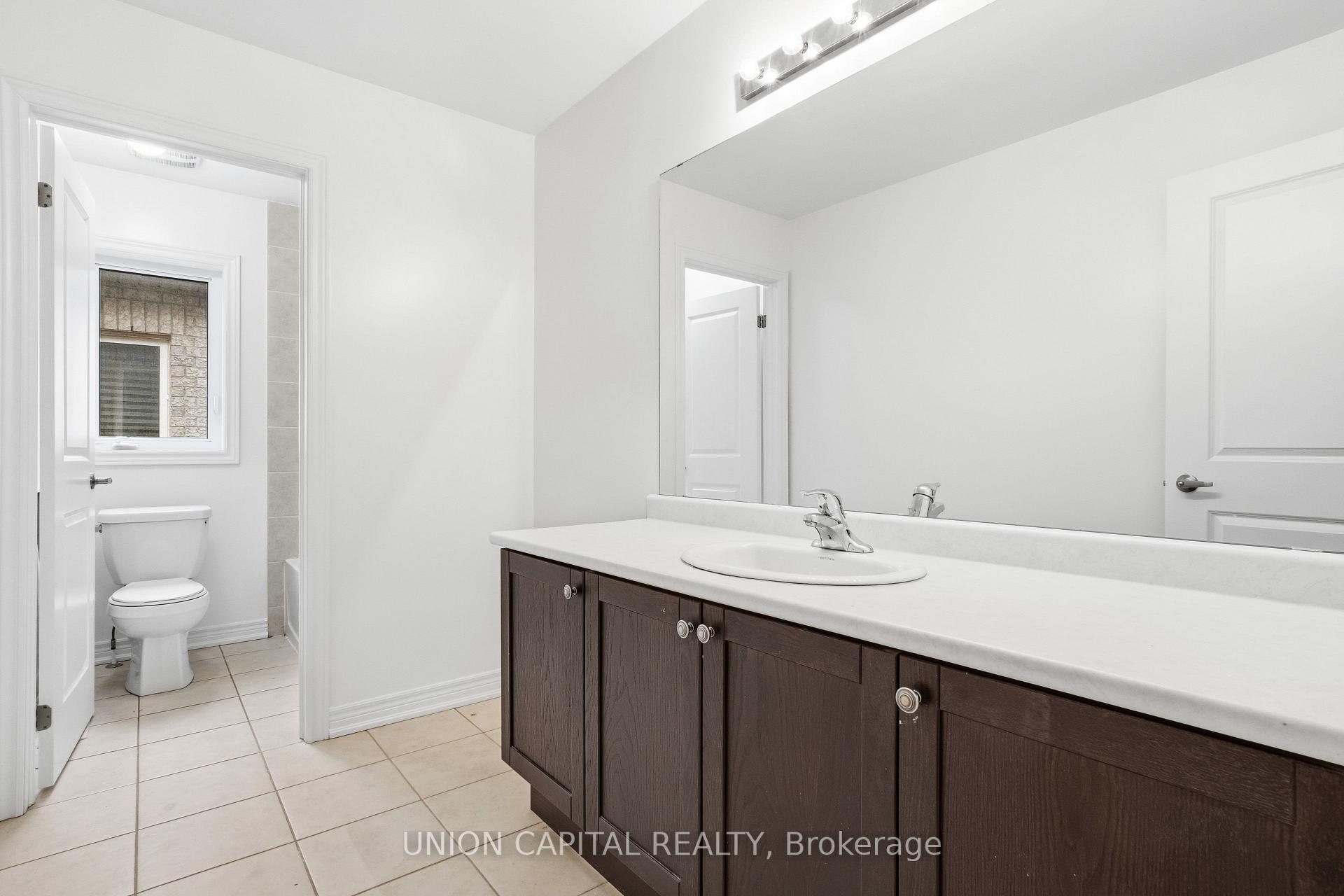 Photo 10 of 943 Larter Street, Innisfil, Alcona — HOMEH