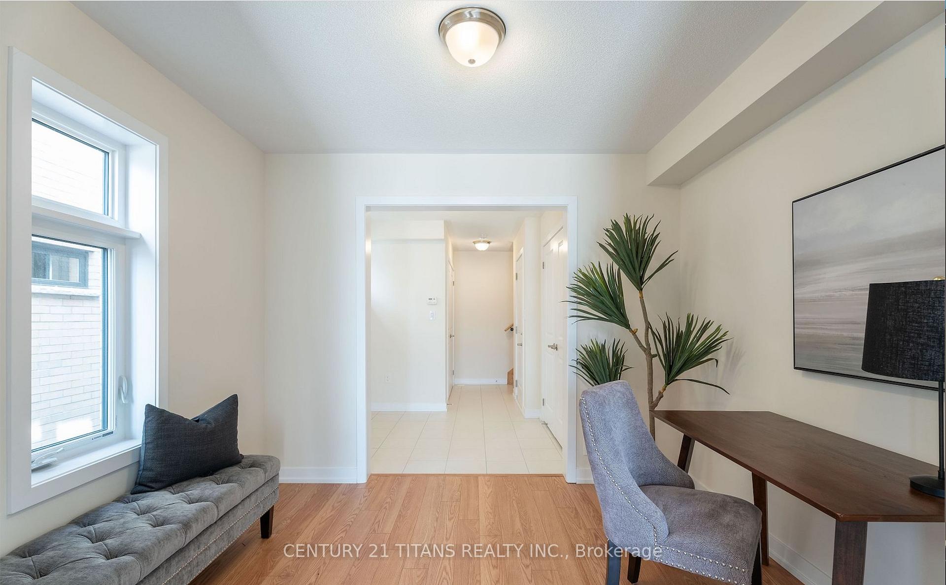 Photo 12 of 48 Dandara Gate, Vaughan, Steeles West Industrial — HOMEH