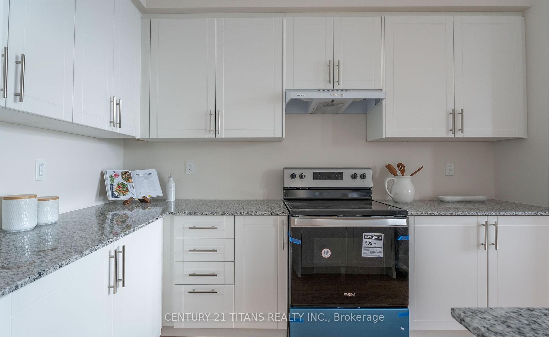 Photo 2 of 48 Dandara Gate, Vaughan, Steeles West Industrial — HOMEH
