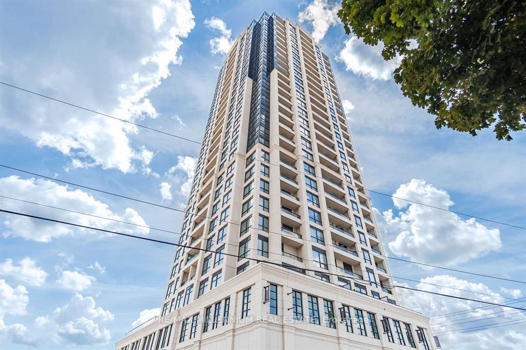 Front of Unit 507, 1 Grandview Avenue