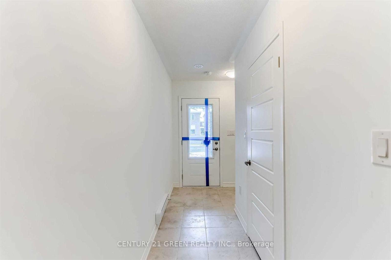 Photo 11 of 1263 Walnut Landing, Milton, Cobban — HOMEH