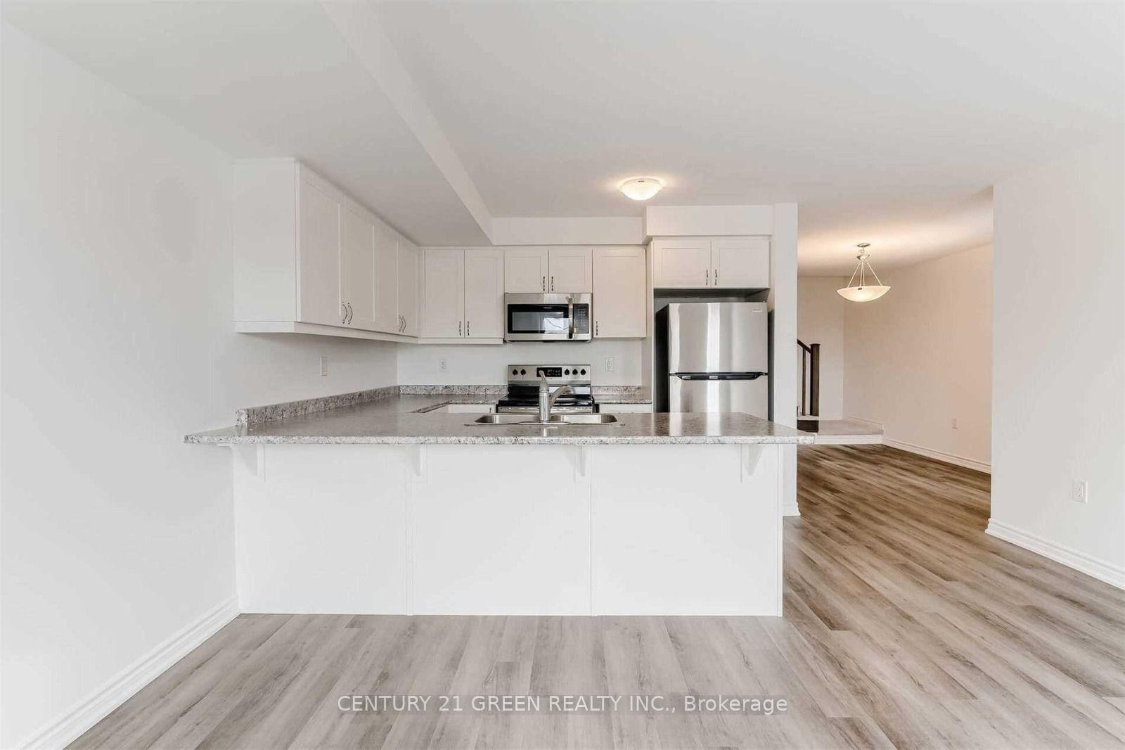 Photo 7 of 1263 Walnut Landing, Milton, Cobban — HOMEH