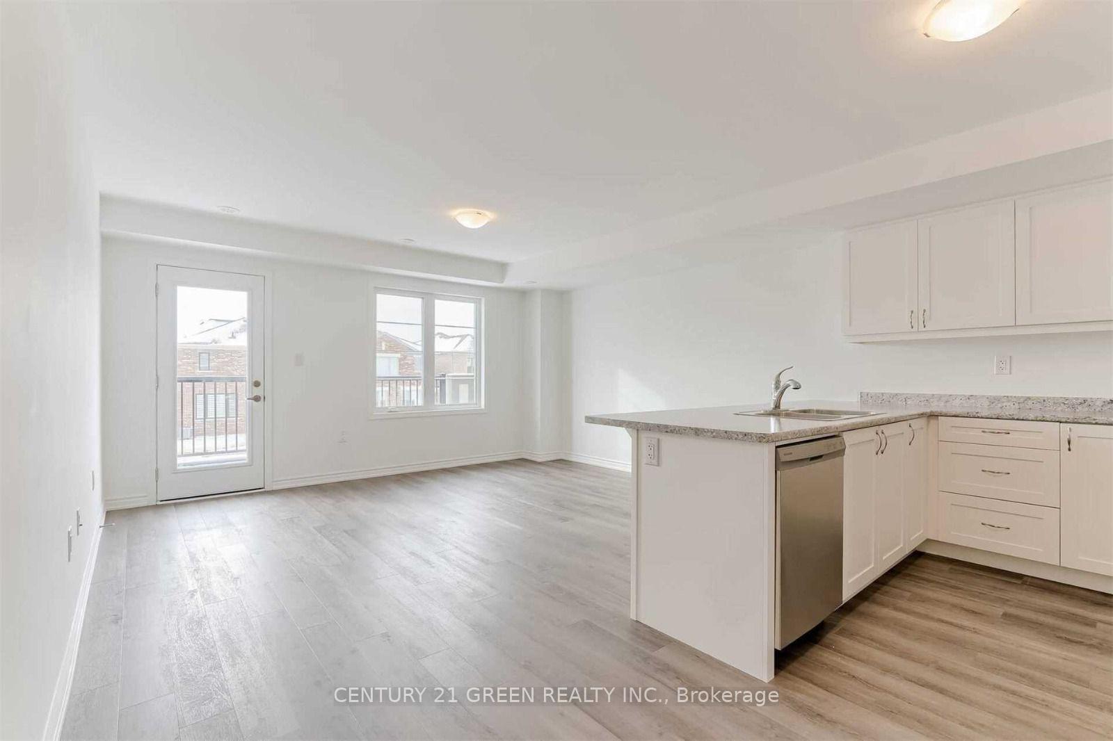 Photo 15 of 1263 Walnut Landing, Milton, Cobban — HOMEH