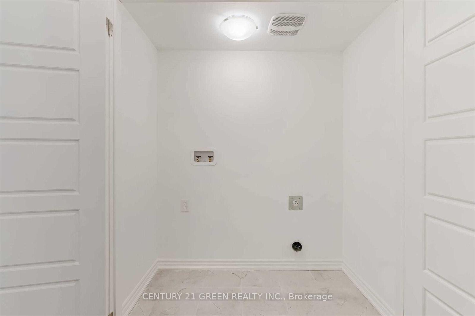 Photo 17 of 1263 Walnut Landing, Milton, Cobban — HOMEH