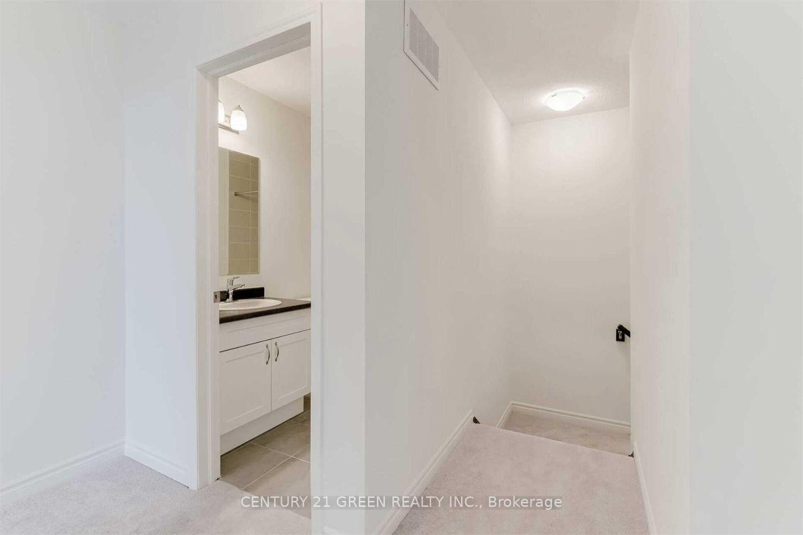 Photo 22 of 1263 Walnut Landing, Milton, Cobban — HOMEH