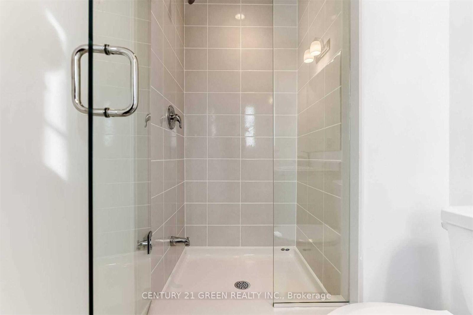 Photo 32 of 1263 Walnut Landing, Milton, Cobban — HOMEH