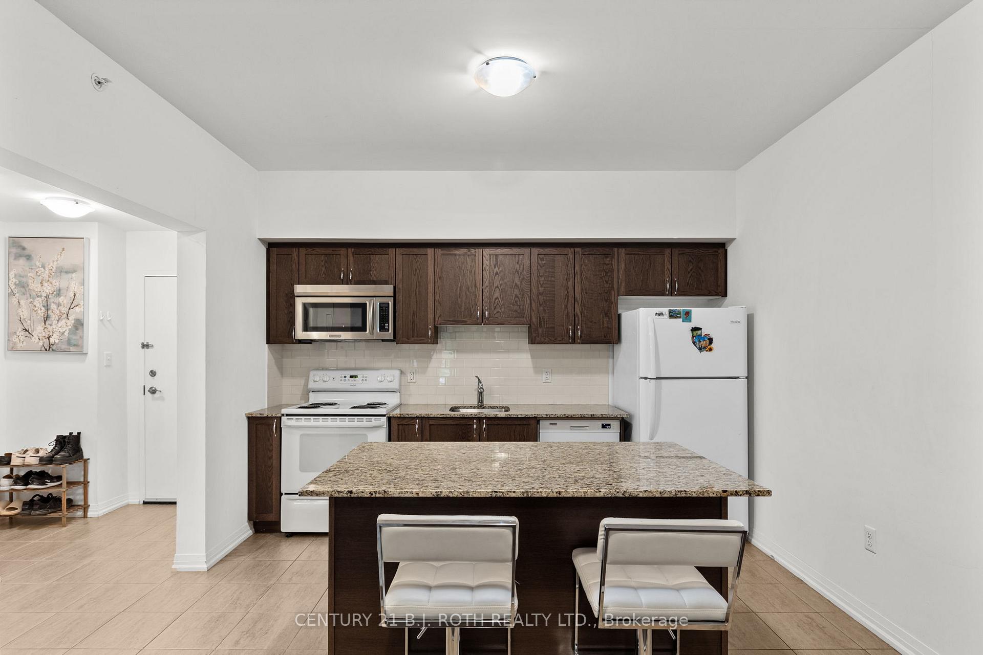 Photo 8 of Unit 103, 300 Essa Road, Barrie, 400 West — HOMEH