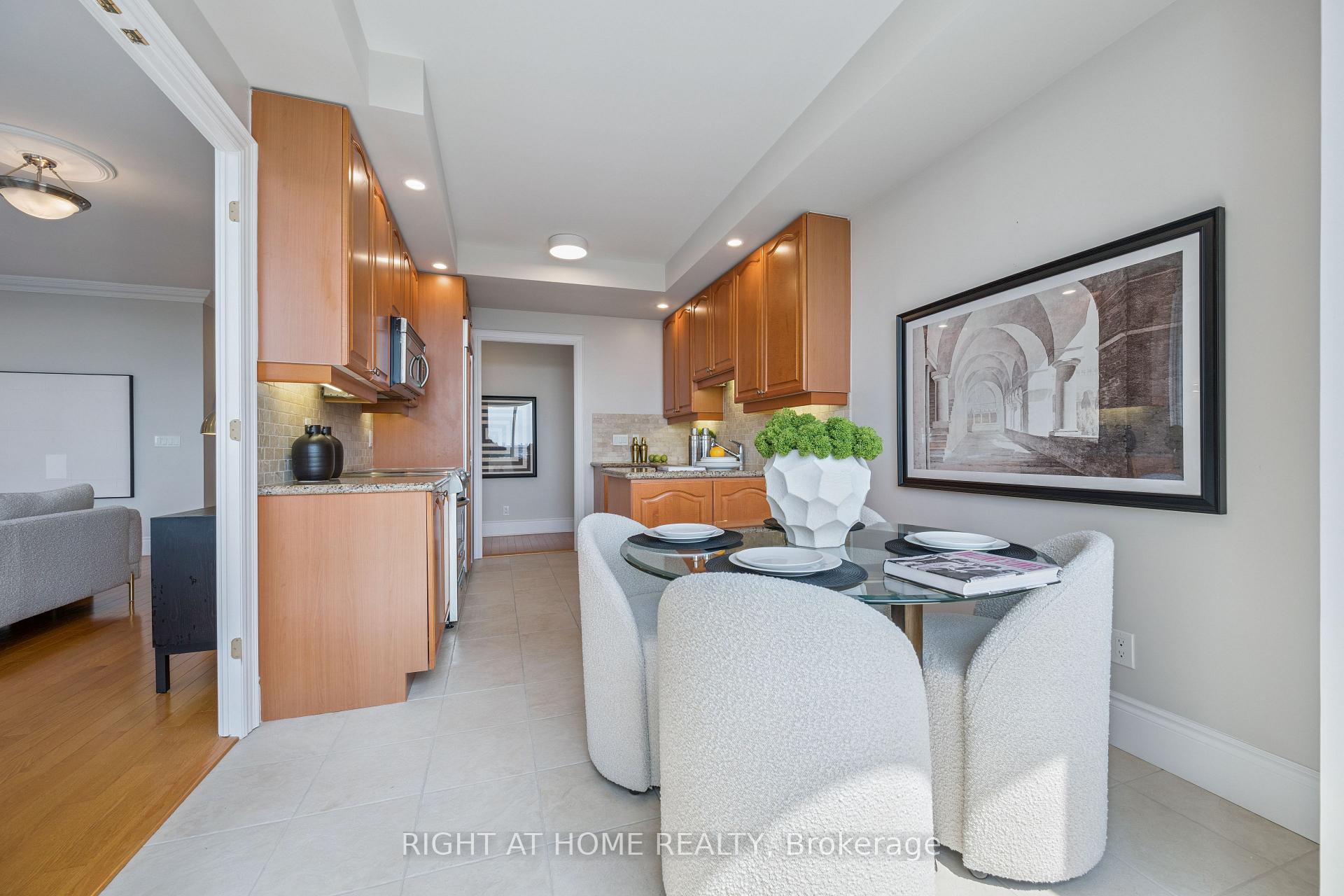 Photo 28 of Unit 1831, 33 Cox Boulevard, Markham, Unionville — HOMEH