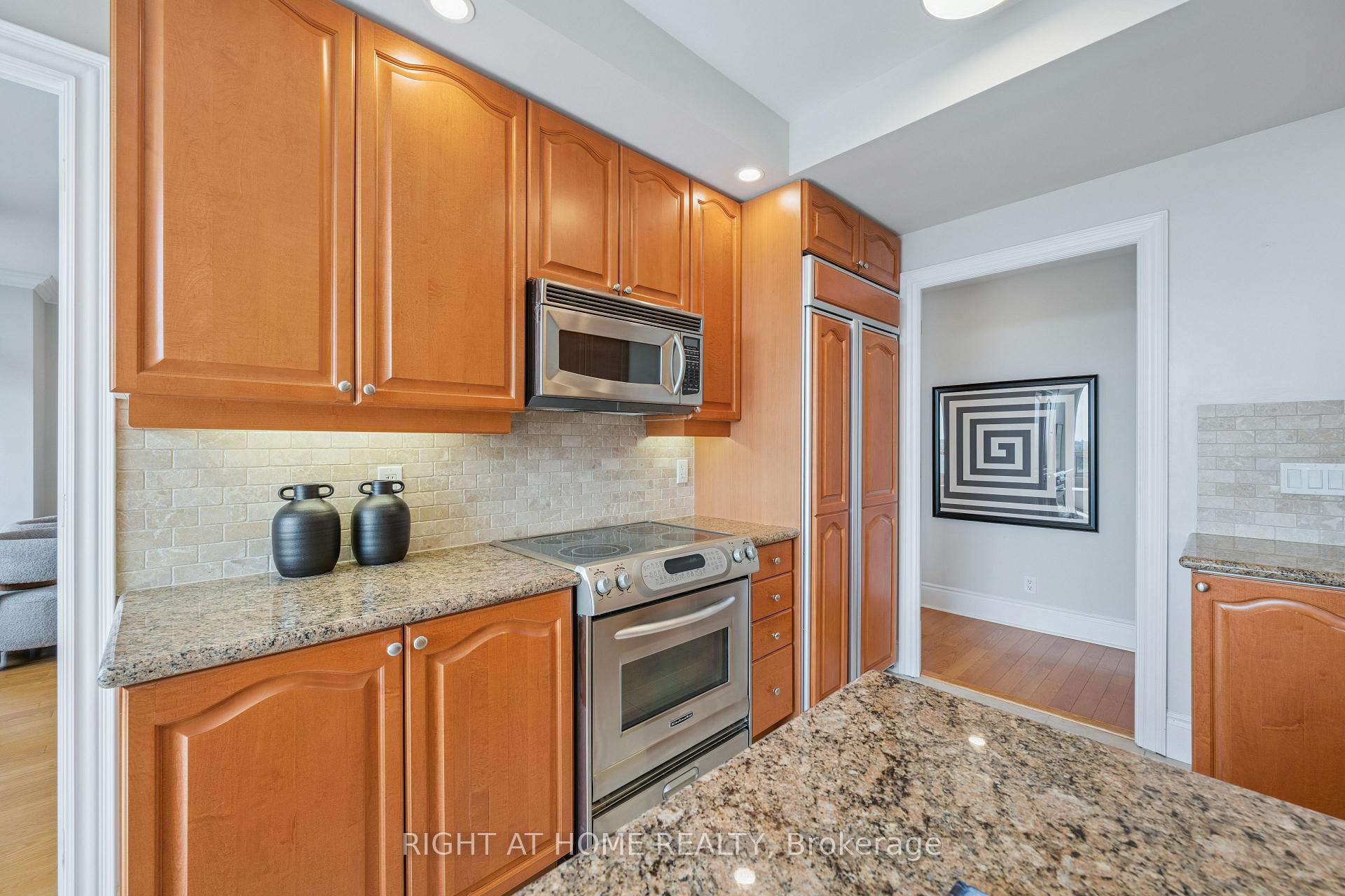Photo 25 of Unit 1831, 33 Cox Boulevard, Markham, Unionville — HOMEH