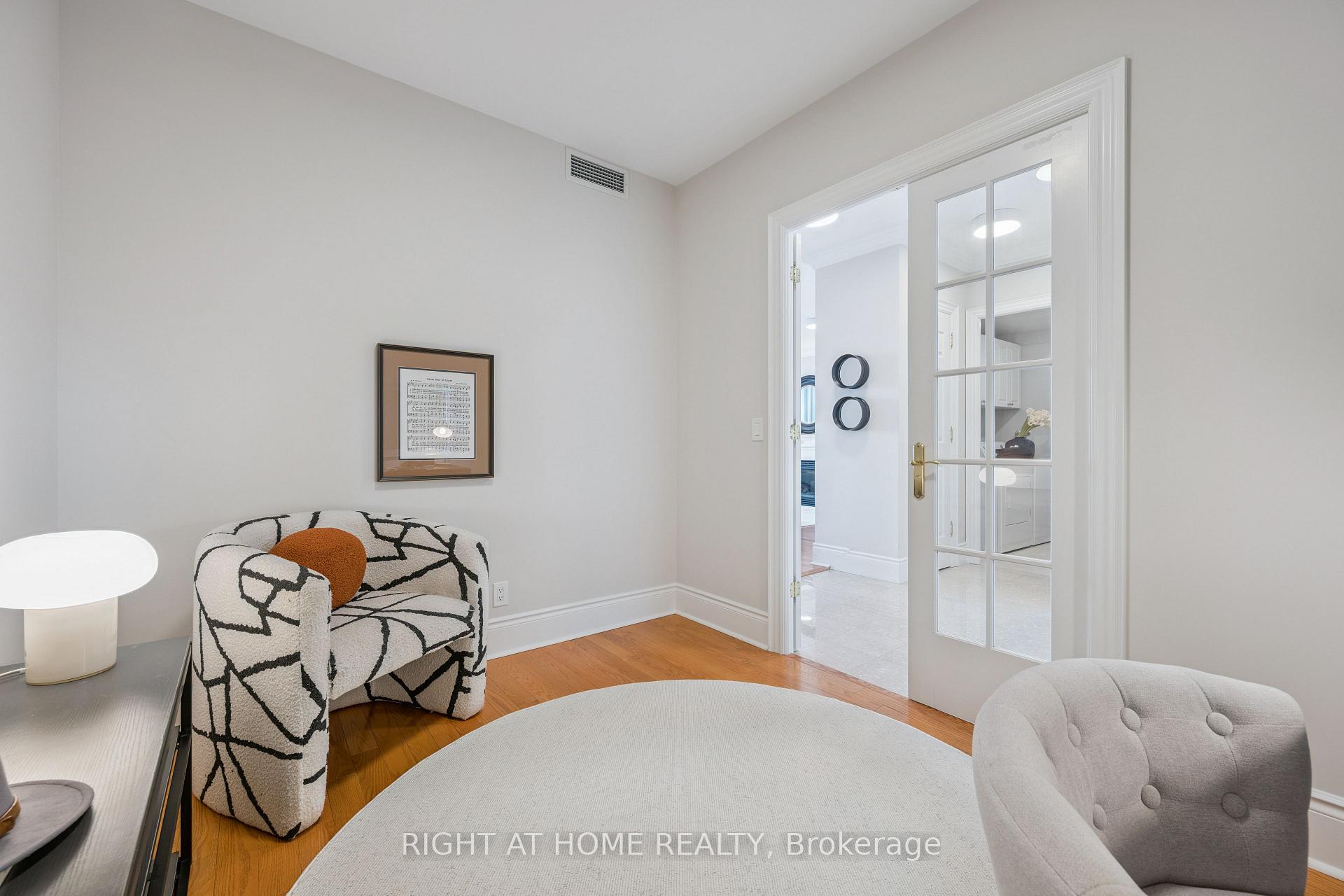 Photo 9 of Unit 1831, 33 Cox Boulevard, Markham, Unionville — HOMEH