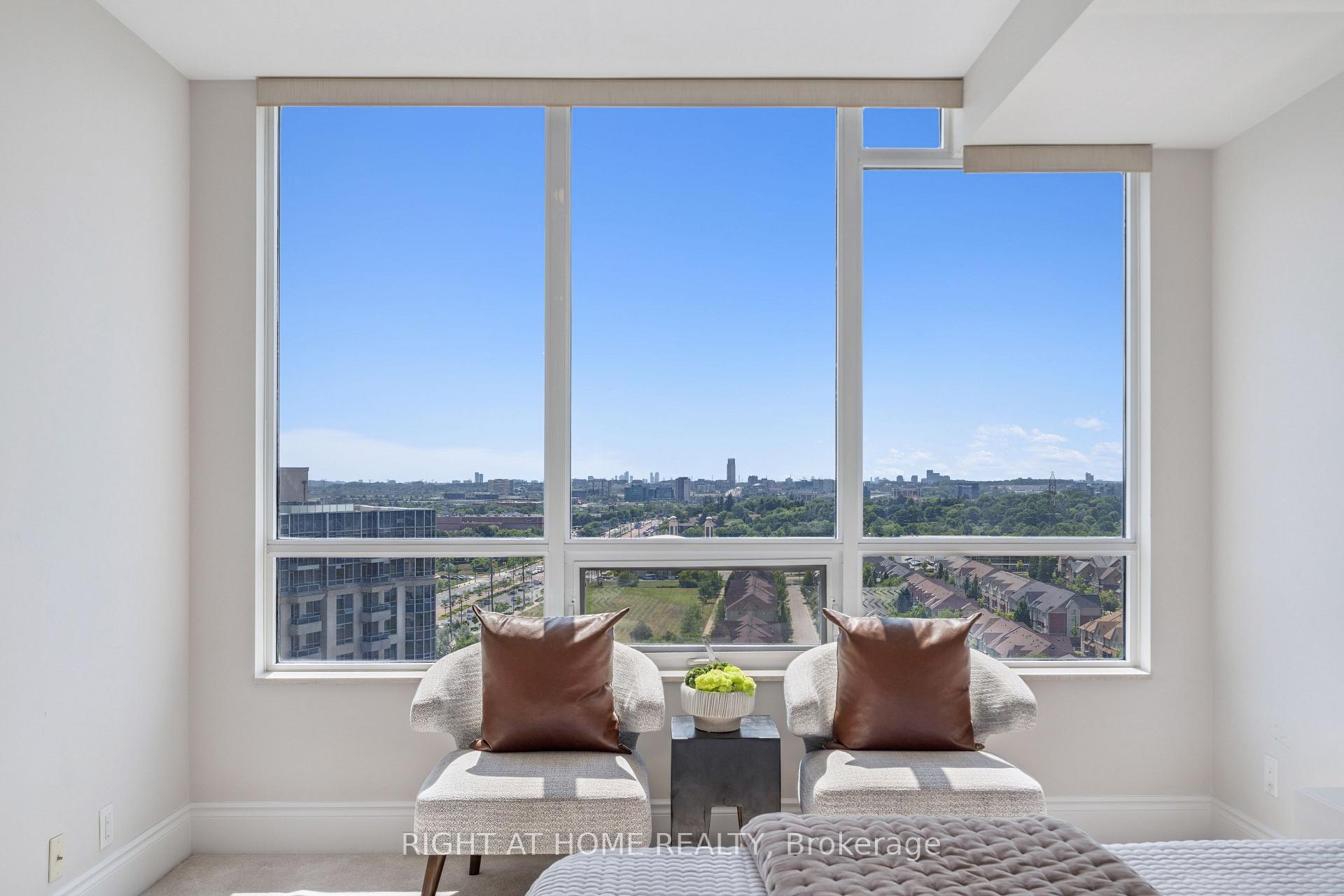 Photo 33 of Unit 1831, 33 Cox Boulevard, Markham, Unionville — HOMEH