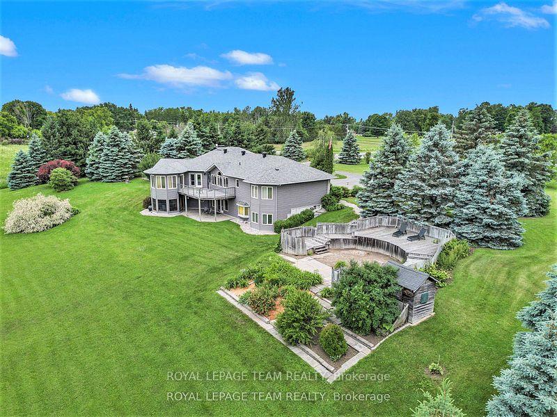 Front of 2124 Cty Rd 18