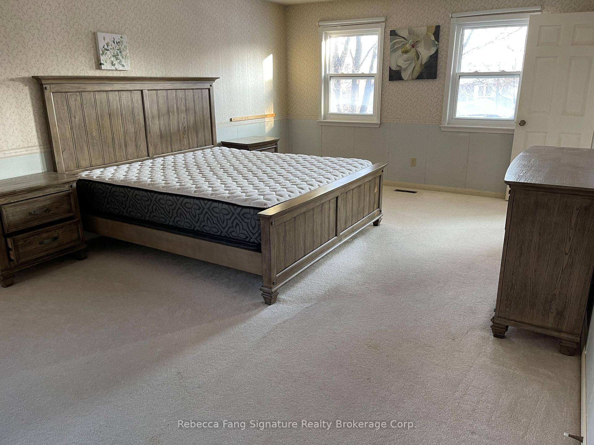 Photo 2 of 34 Briarwood Road, Markham, Unionville — HOMEH