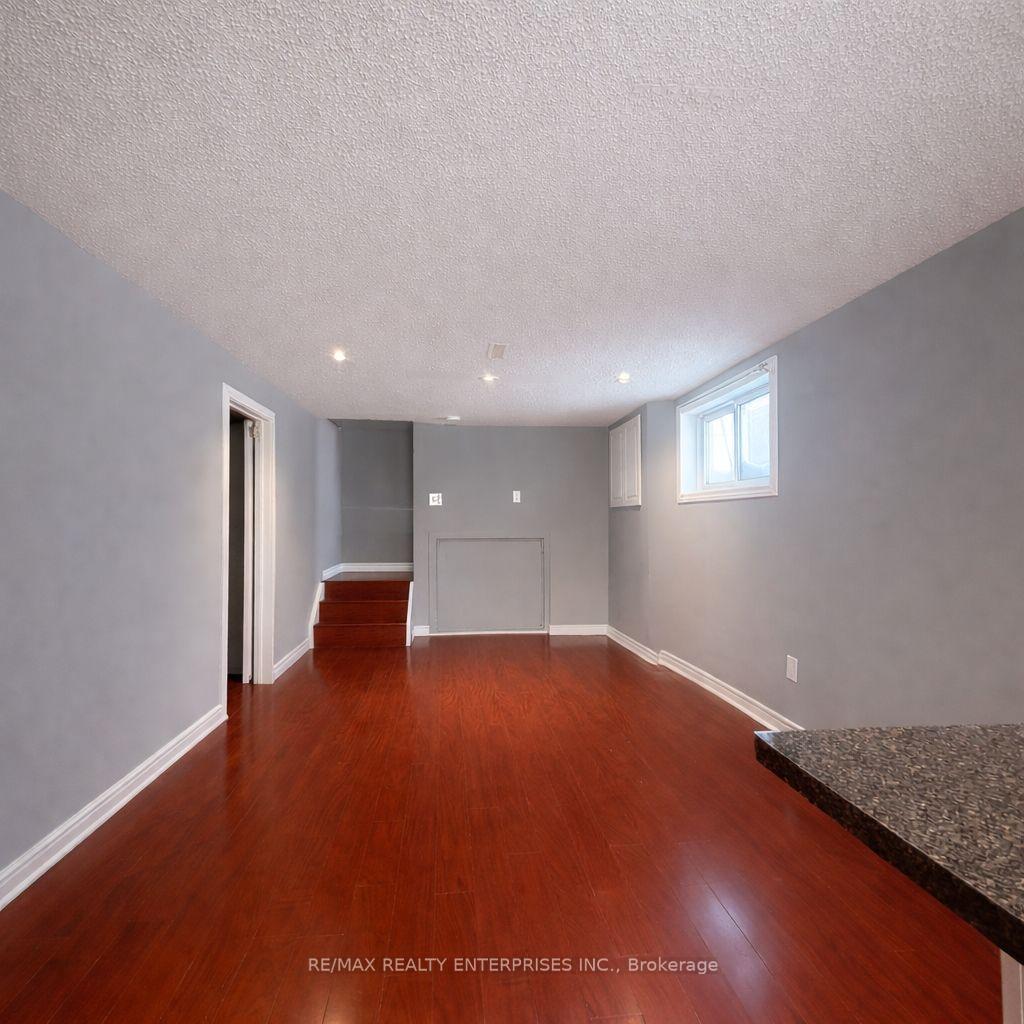 Photo 2 of Unit Bsmt, 621 Gibb Street, Oshawa, Vanier — HOMEH