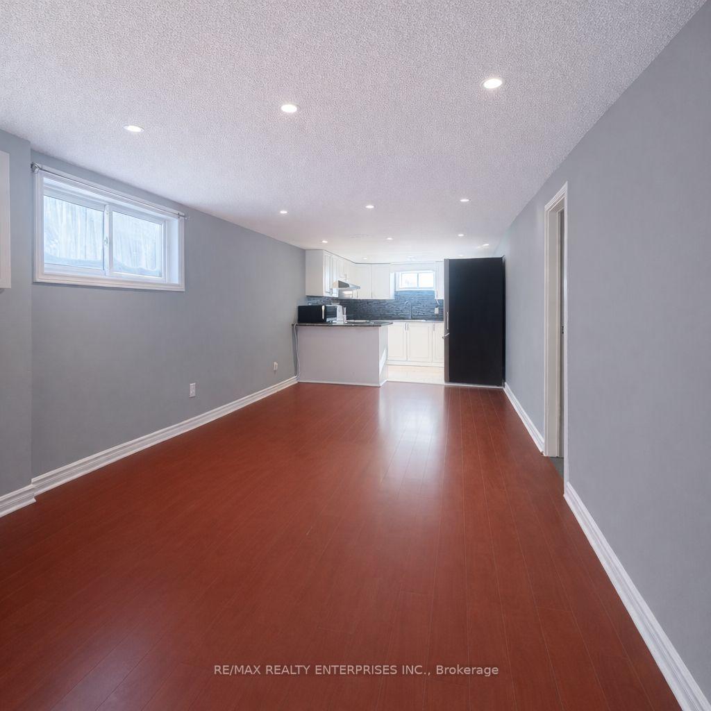 Photo 3 of Unit Bsmt, 621 Gibb Street, Oshawa, Vanier — HOMEH