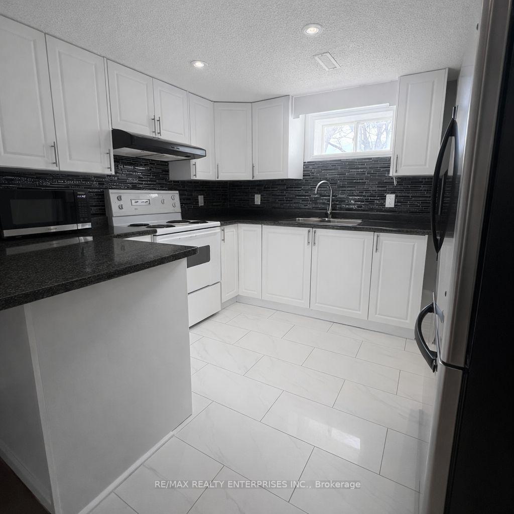 Photo 10 of Unit Bsmt, 621 Gibb Street, Oshawa, Vanier — HOMEH
