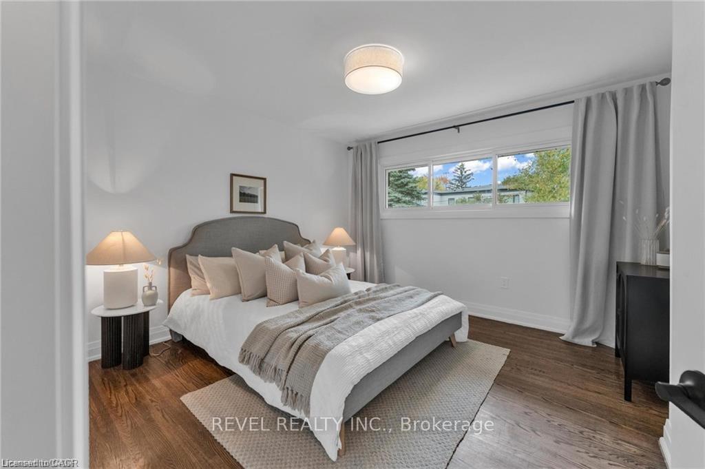 Photo 32 of 95 Seneca Drive, Hamilton, Ancaster — HOMEH