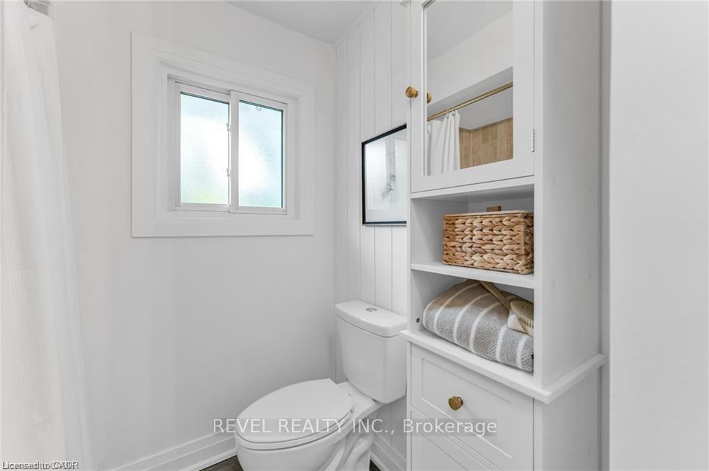 Photo 20 of 95 Seneca Drive, Hamilton, Ancaster — HOMEH