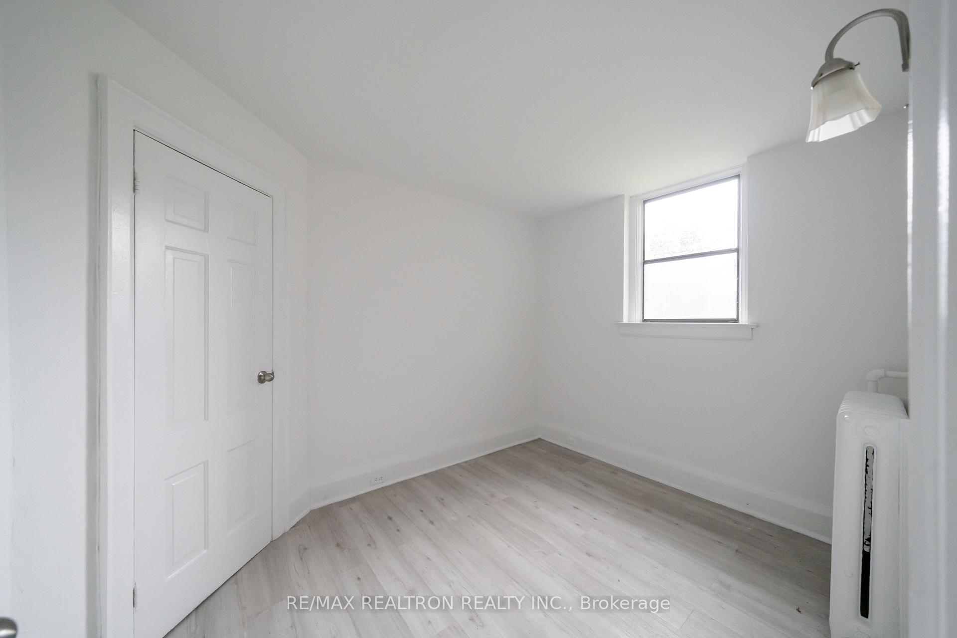 Photo 10 of Unit 82, 10 Kingston Road, Toronto, Woodbine Corridor — HOMEH