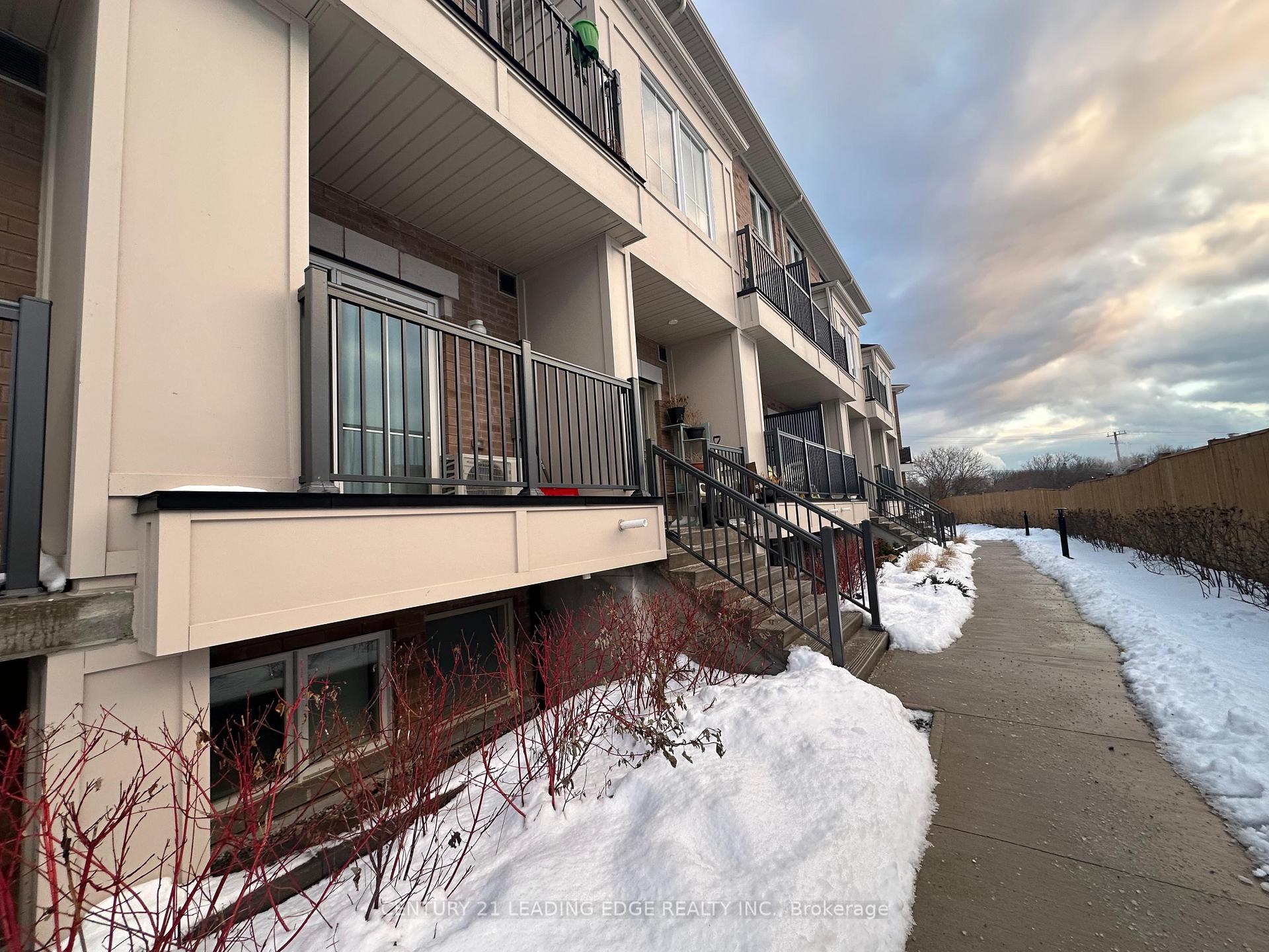 Photo 3 of Unit 16, 480 Beresford Path, Oshawa, Central — HOMEH