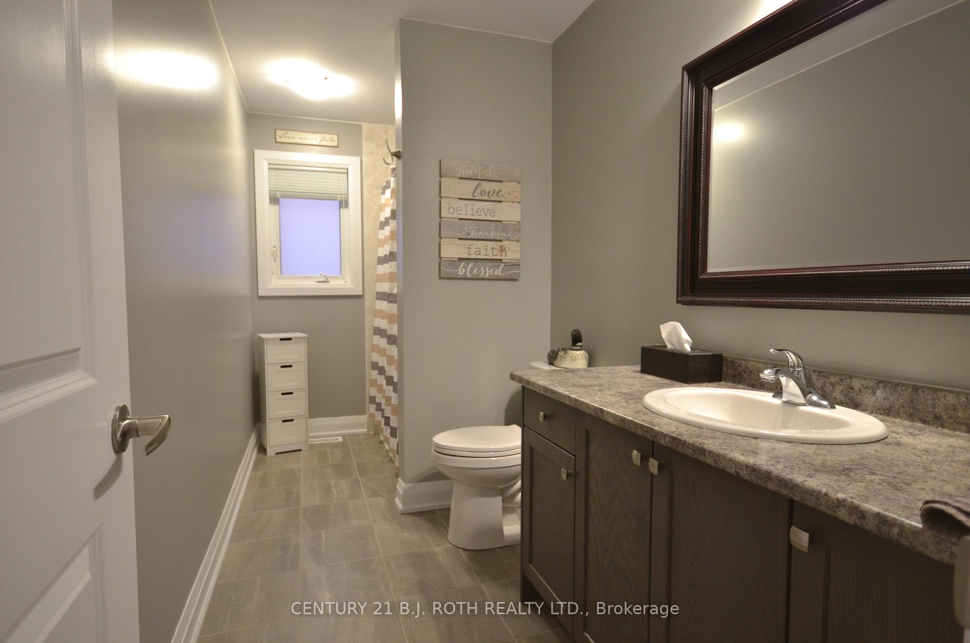 Photo 12 of 8 Revol Road, Penetanguishene — HOMEH